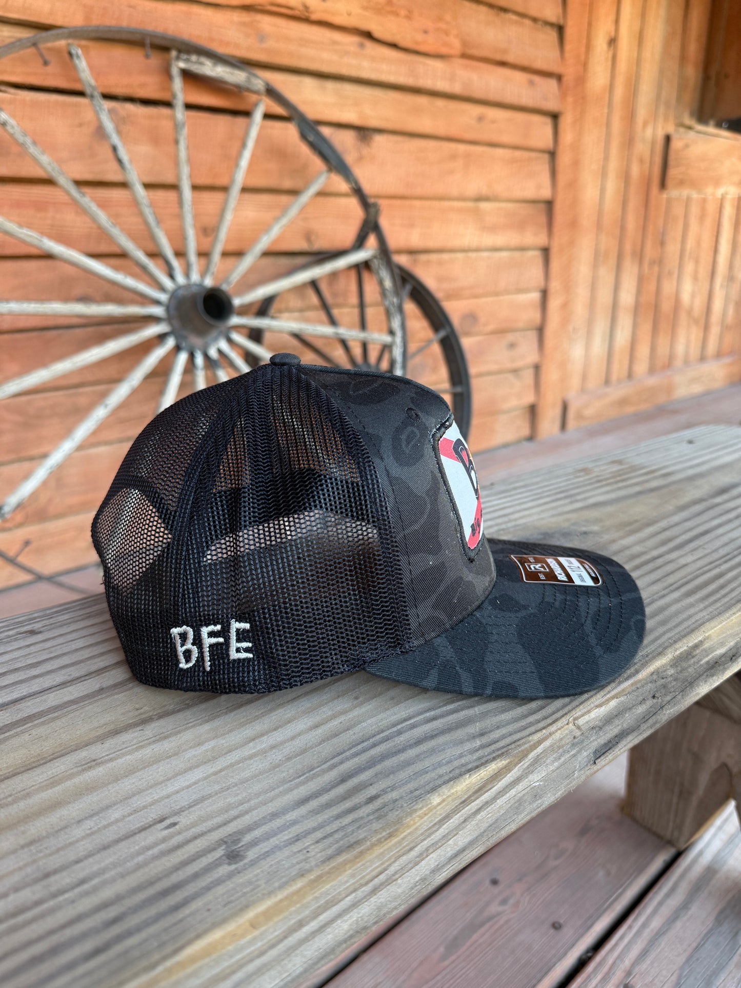 BFE Black Duck Camo Trucker πβ‘π§’