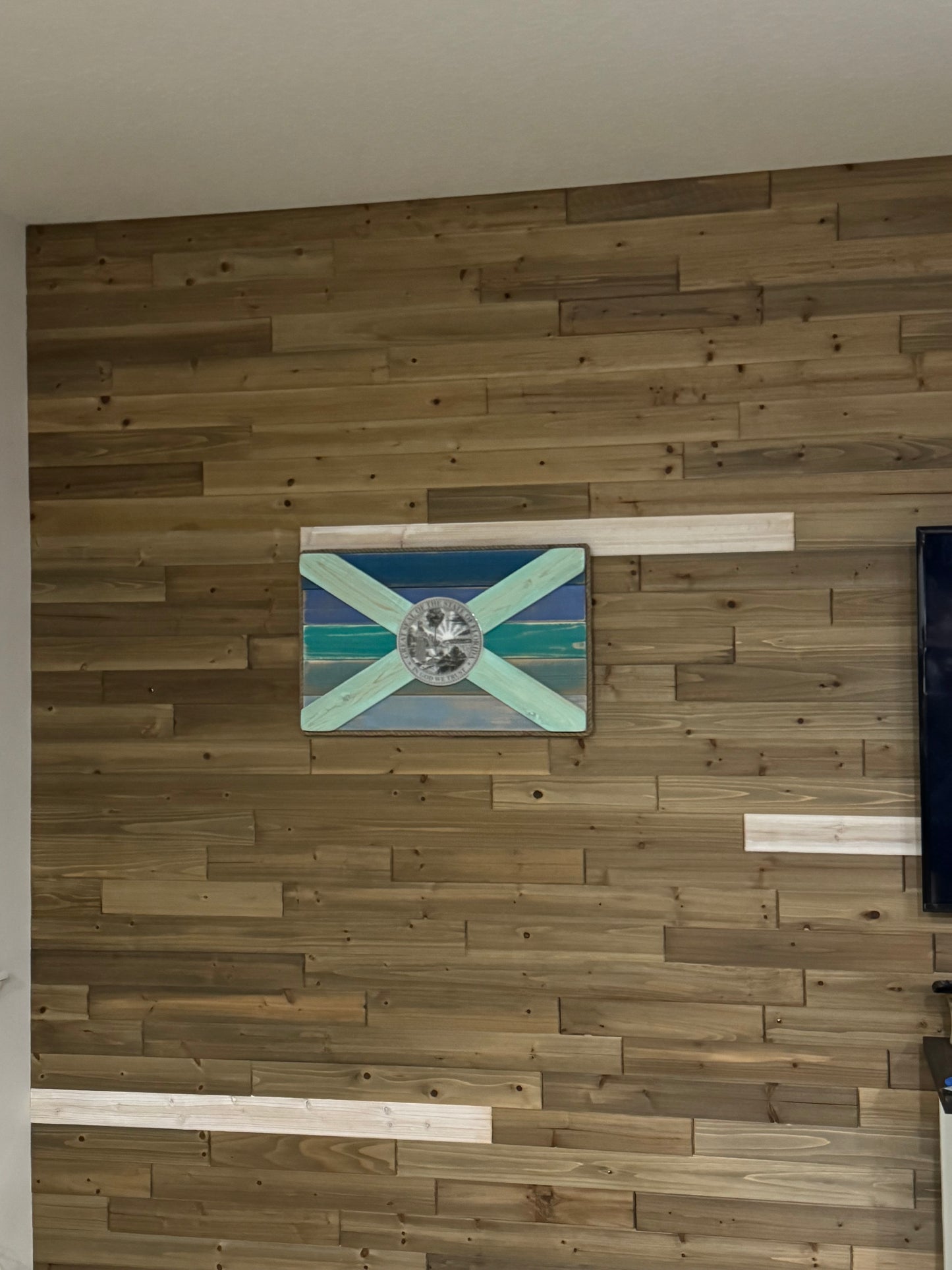 Castaway Solid Wood Florida Flag