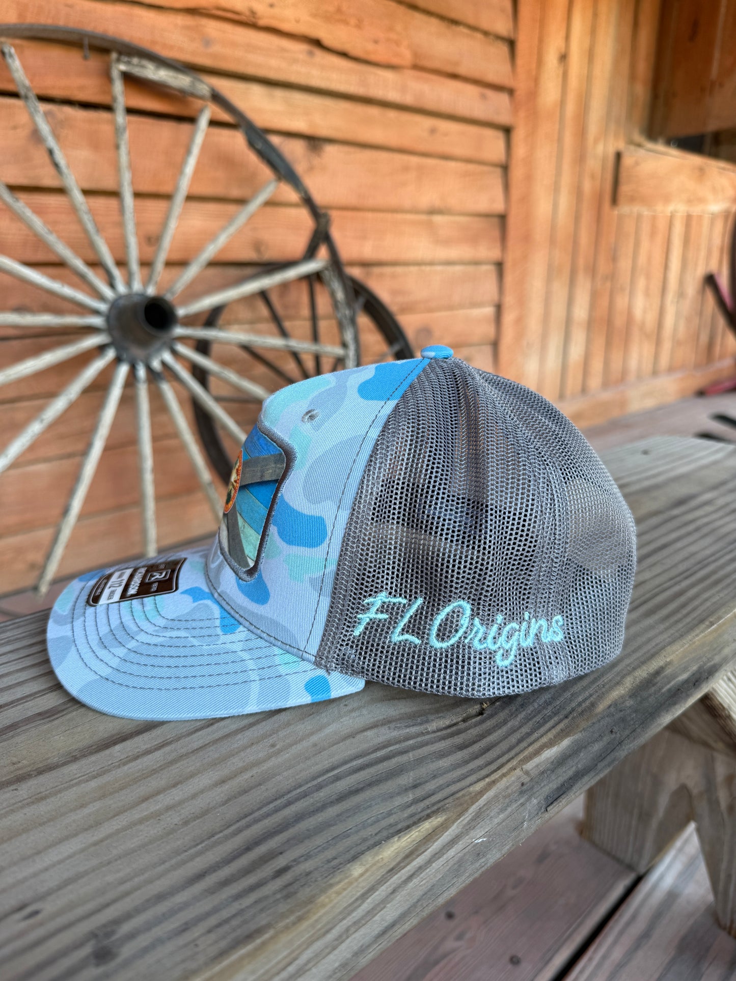 Old Salt Trucker - Saltwater Duck Camo/Charcoalš¦